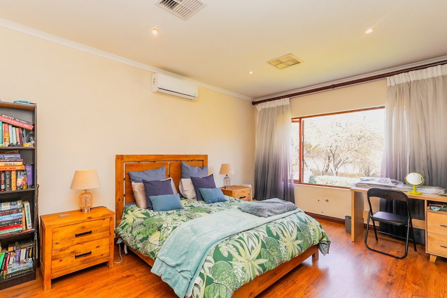 4 Bedroom Property for Sale in The Coves North West